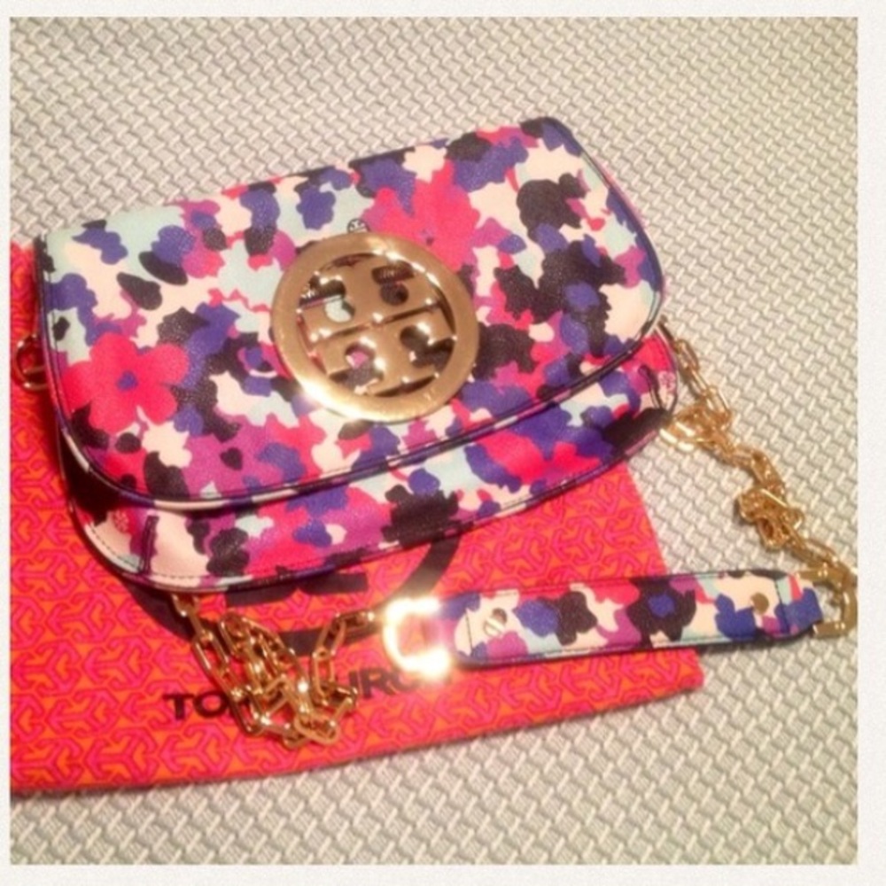 Authentic Tory Burch Clutch PRICE DROP